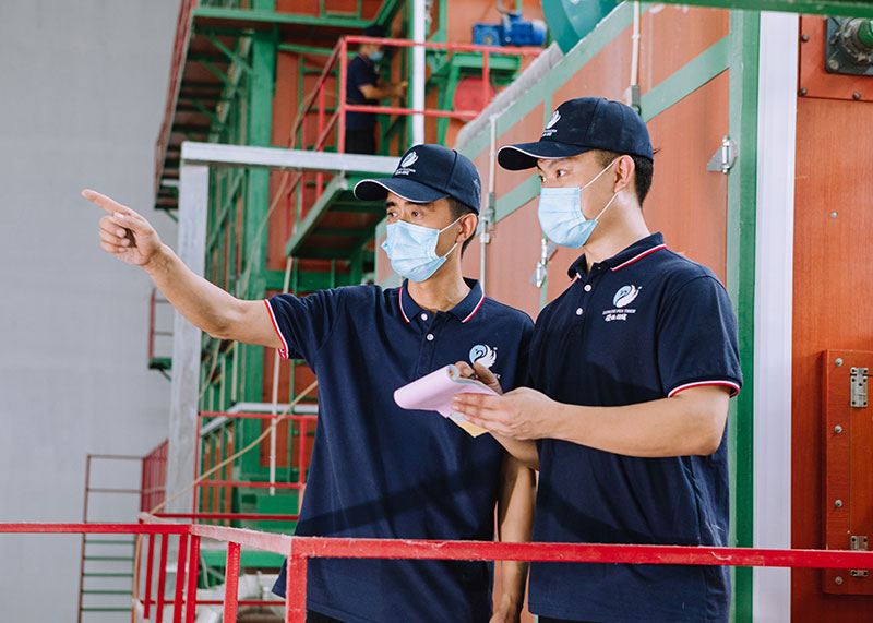 石特廣告跨省合作再添新績！圓滿完成安徽隆業(yè)羽絨宣傳畫冊全案服務