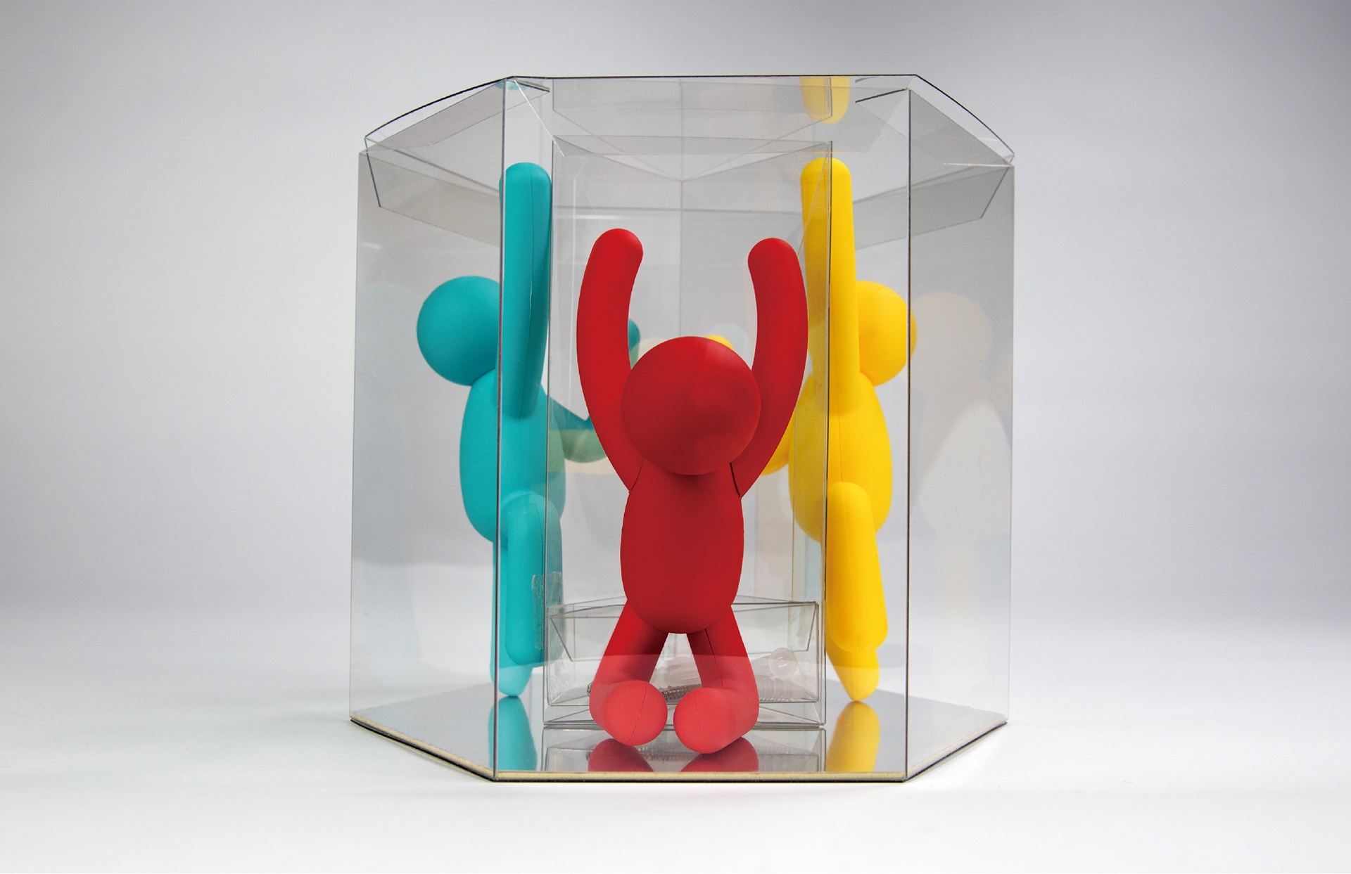 透明包裝，全方位展現產品特性，掛鉤產品包裝設計