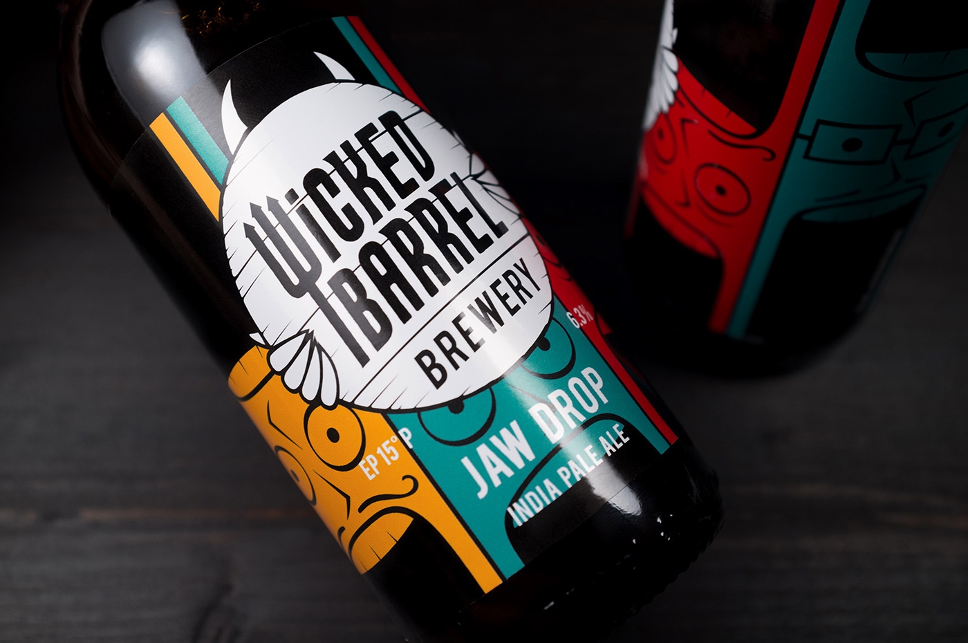 邪惡的啤酒包裝設計，喝了會掉下巴哦